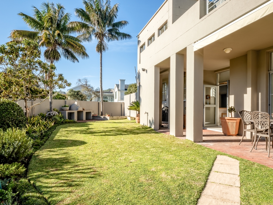 4 Bedroom Property for Sale in Leisure Isle Western Cape